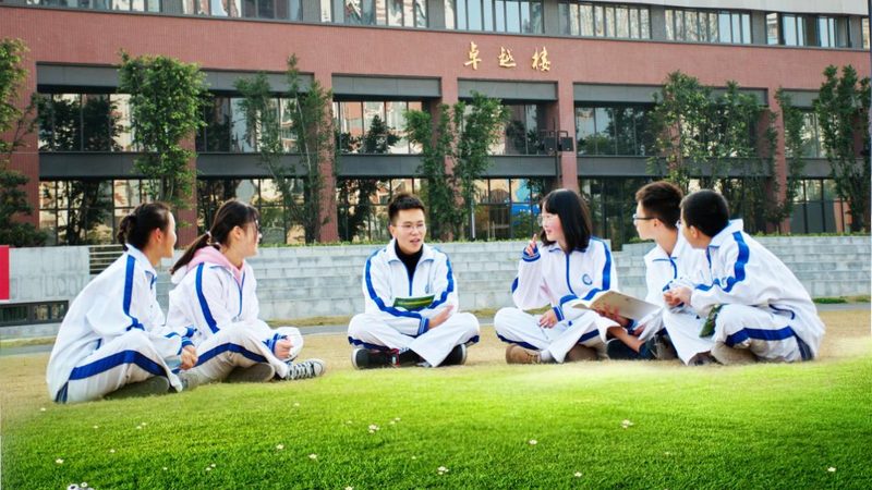 电子代工代加工：揭秘加盟代理背后的关键条件